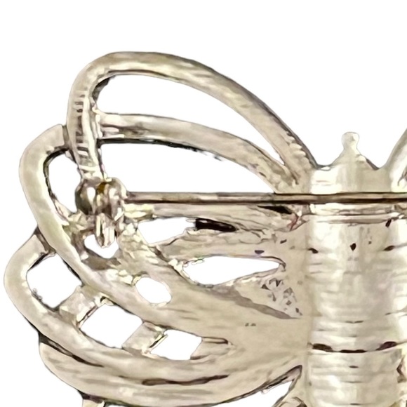 Dana Buchman Silver Tone Butterfly Brooch Purple Rhinestone Wings Insect - Picture 5 of 5